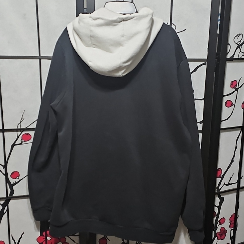 Jordan Black and White Hoodie with Gold Logo Size L - Picture 8 of 8